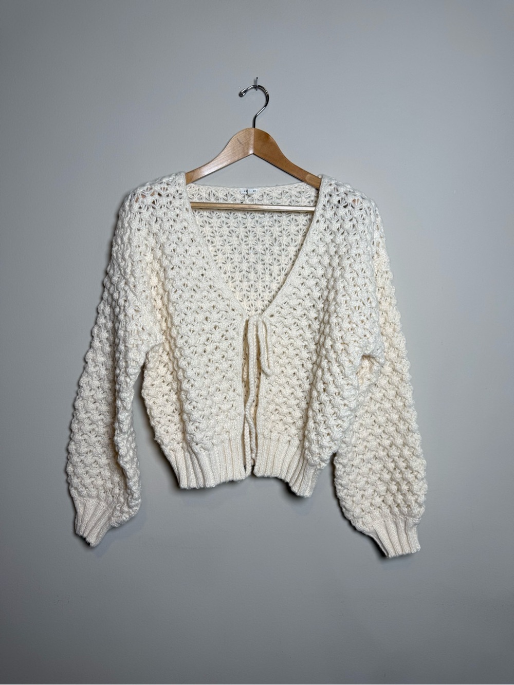 En Creme | Chunky Knit Tie Front Balloon Sleeve Cardigan | Cream | S/M - Picture 10 of 10